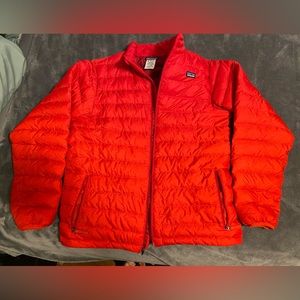 Red boys XXL down patagonia jacket